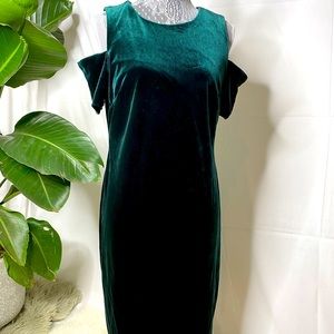 Mid-length Green Velvet Cut-out Dress